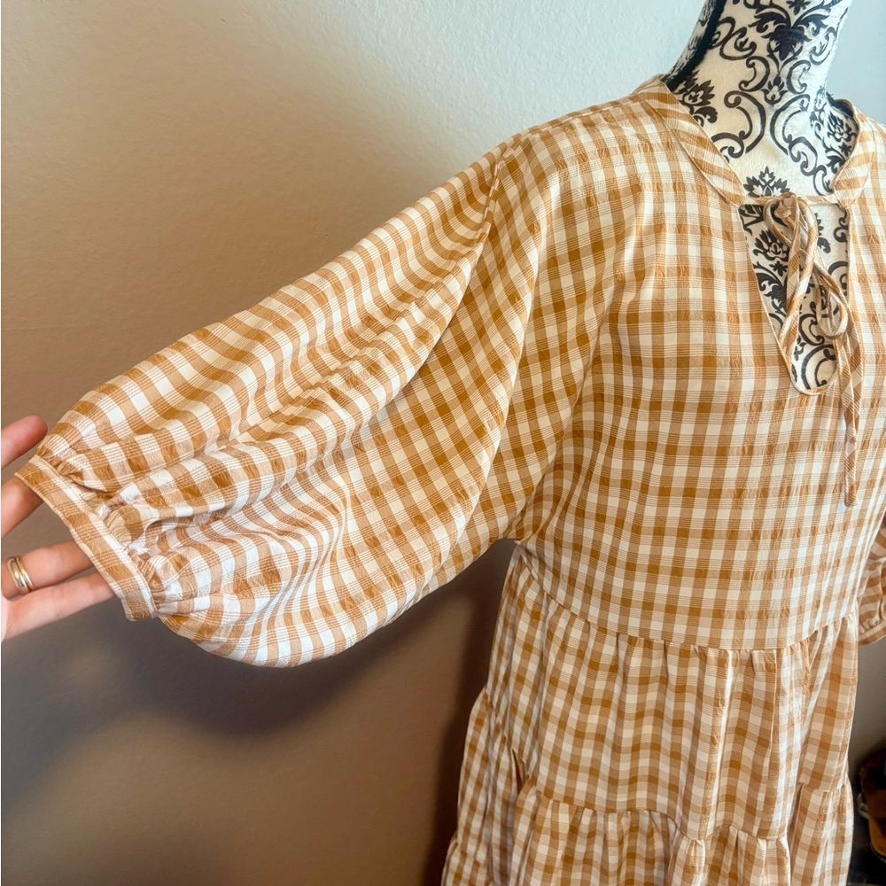 ON YOU White and Camel Gingham Maxi Dress - Picture 3 of 8